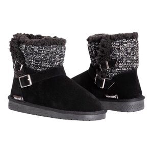 NEW MUK LUKS Black Suede Ankle Boot Alyx Plush Faux Fur Buckle Padded Women’s 8